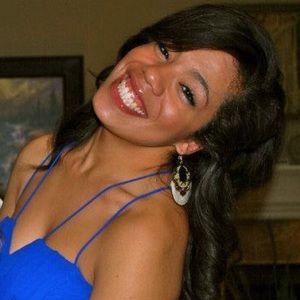 Meet your Posher, Danielle